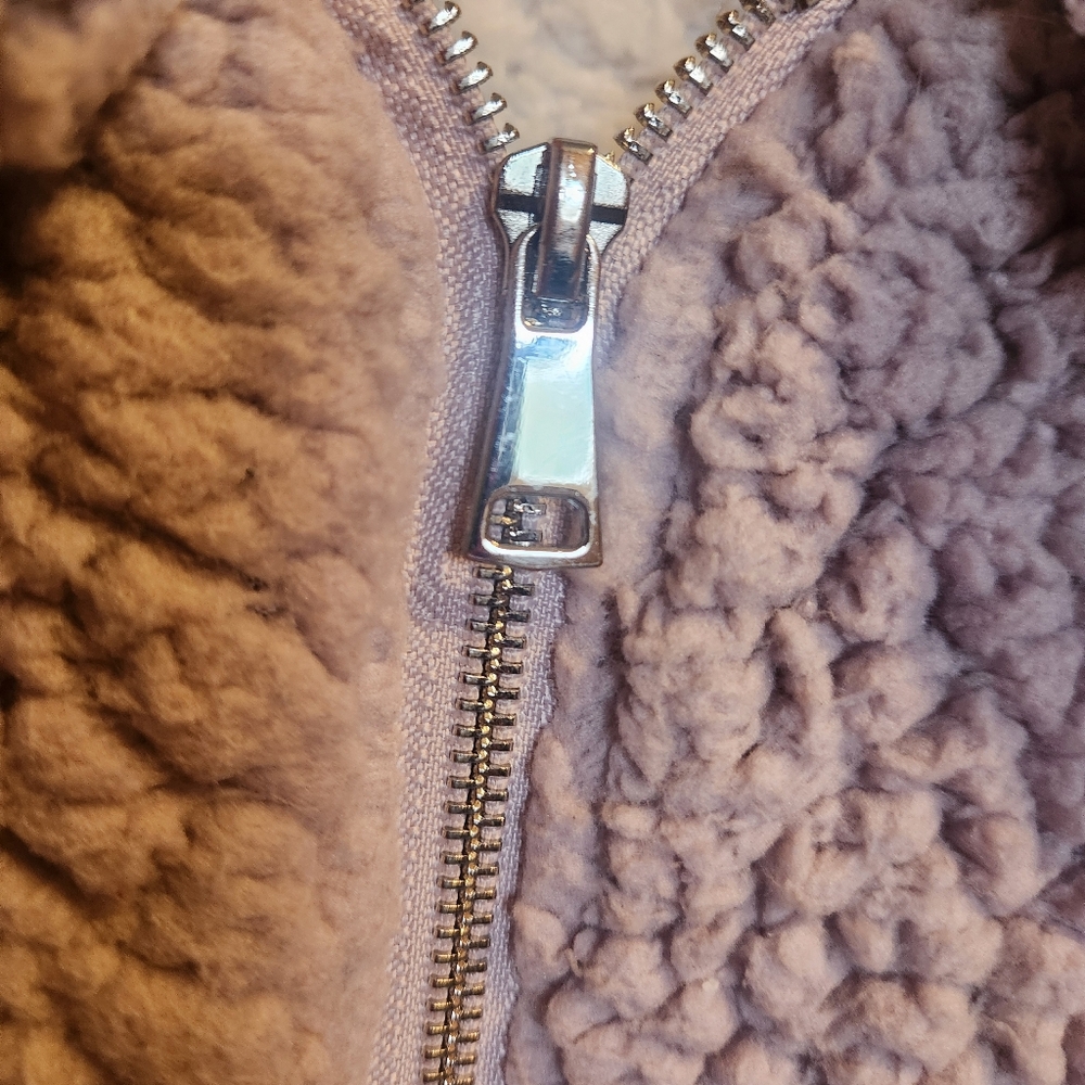 Ashley By 26 International Teddy Jacket in Light Pink- Size Medium - Picture 5 of 8